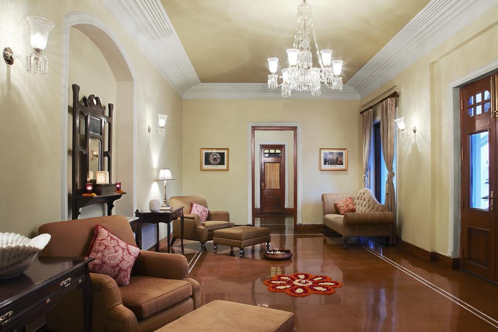 Taj Nadesar Palace Βαρανάσι Εξωτερικό φωτογραφία