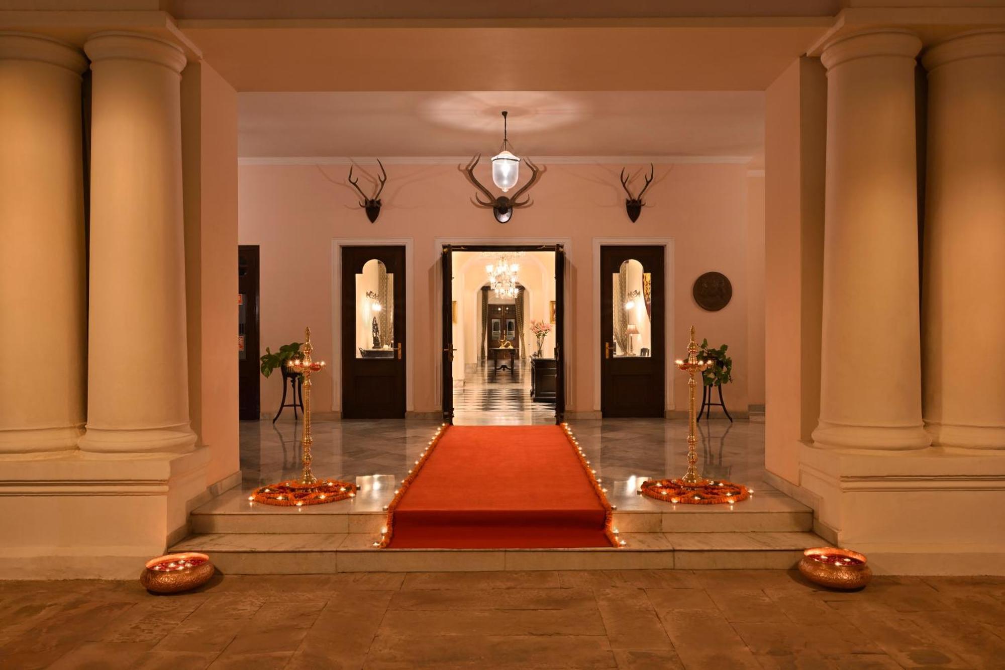 Taj Nadesar Palace Βαρανάσι Εξωτερικό φωτογραφία